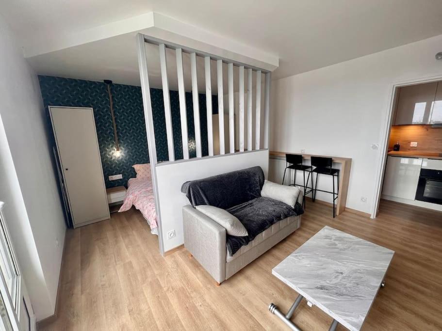Appartement Proche Des Prebendes Тур Екстер'єр фото